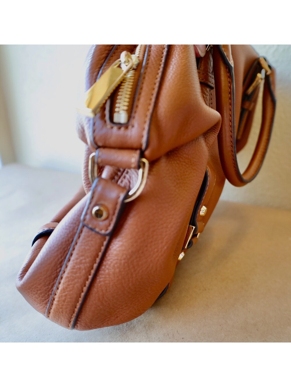 Michael Kors Crossbody Wm's Purse Brown Great Looks New - Picture 4 of 8